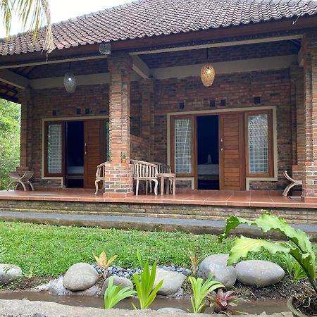 Mayong Bali Villa And Hostel Munduk Exteriör bild